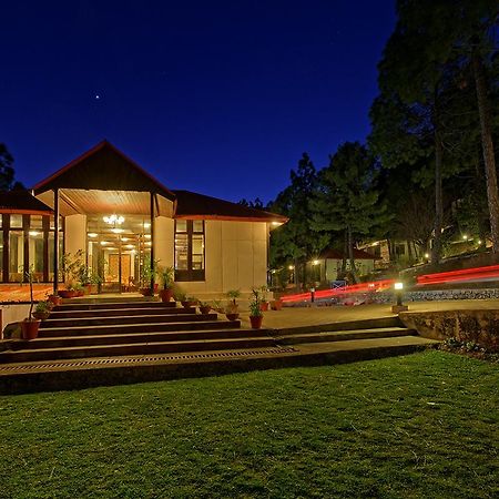 Hotel Arcadian Blue Pines Murree Exterior foto