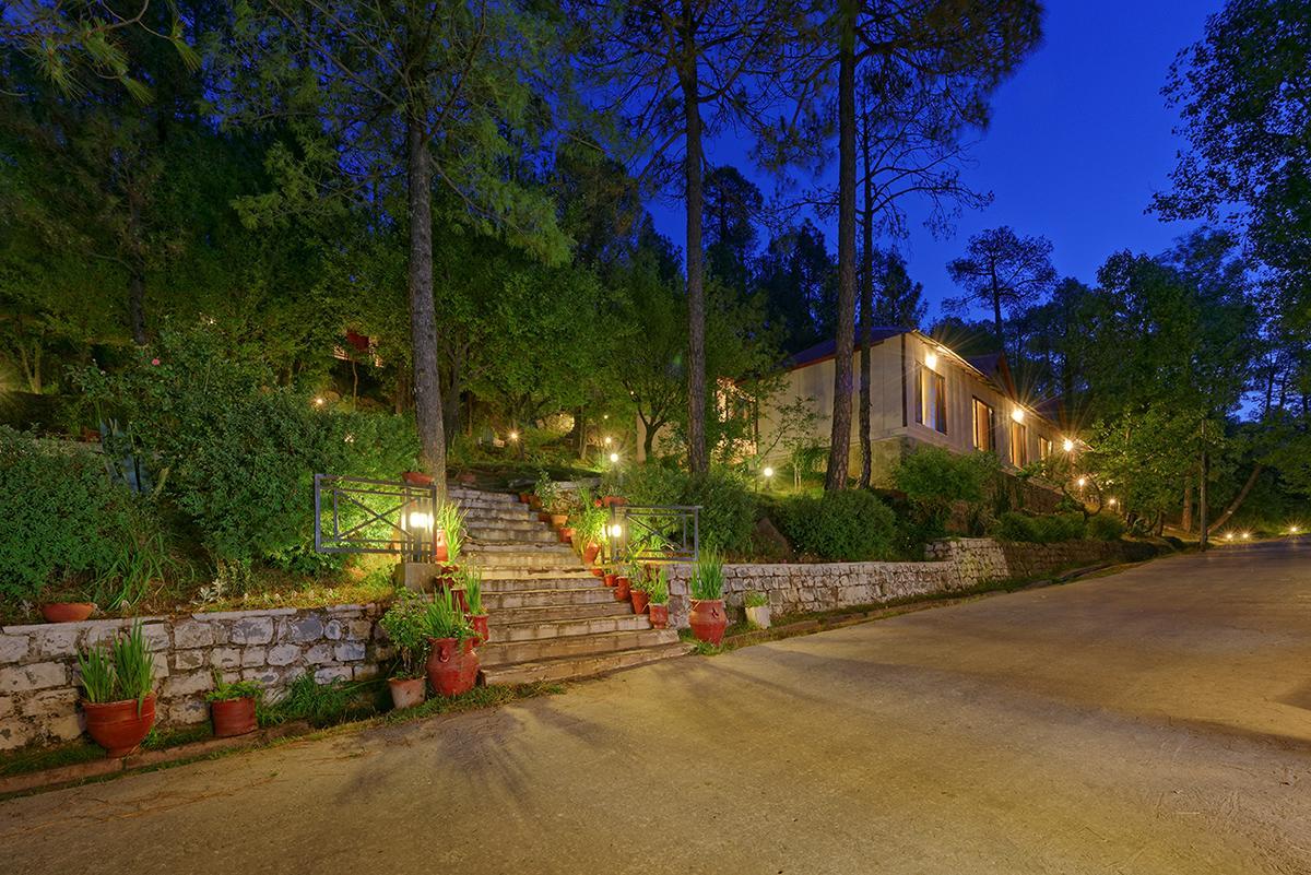 Hotel Arcadian Blue Pines Murree Exterior foto