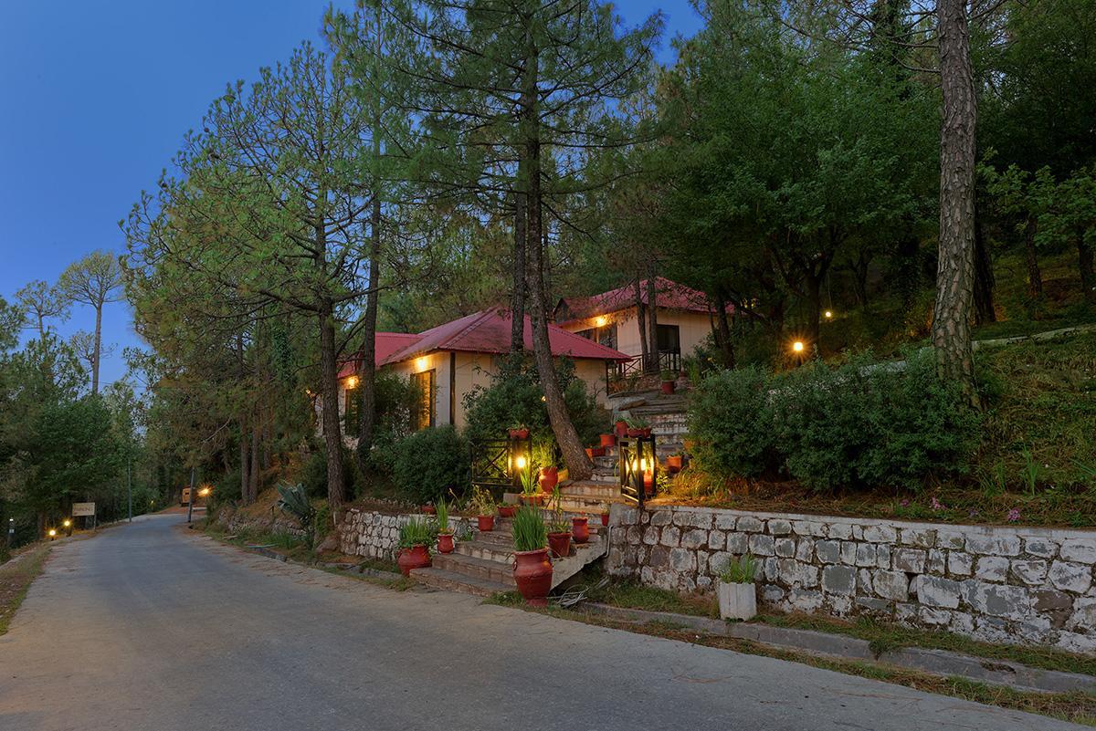 Hotel Arcadian Blue Pines Murree Exterior foto