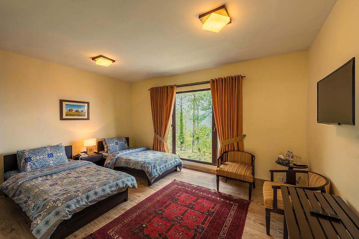 Hotel Arcadian Blue Pines Murree Exterior foto